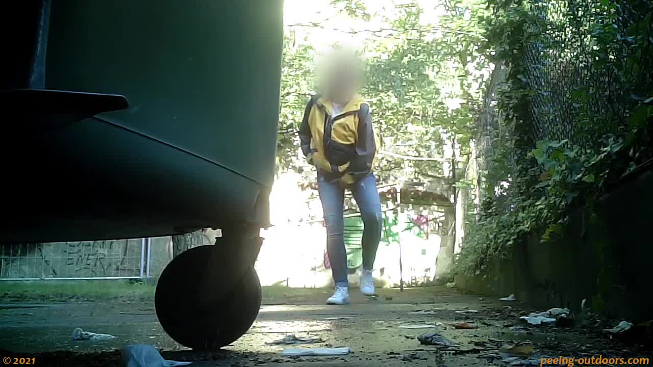 Desperate Girls Compilation 0001 Peeing Outdoors Productions